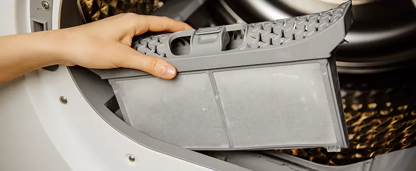 Signs Of A Clogged Dryer Lint Trap in Maple Grove, Minnesota
